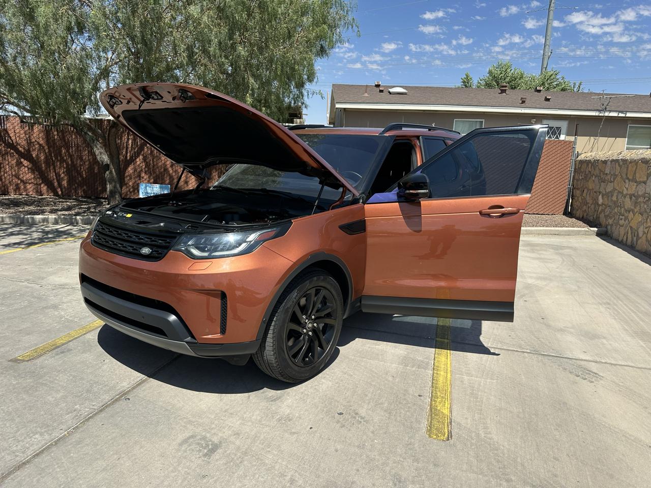 Land Rover Discovery SE 2019