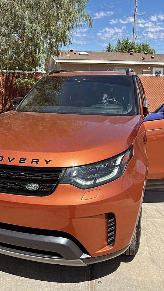 Land Rover Discovery SE 2019