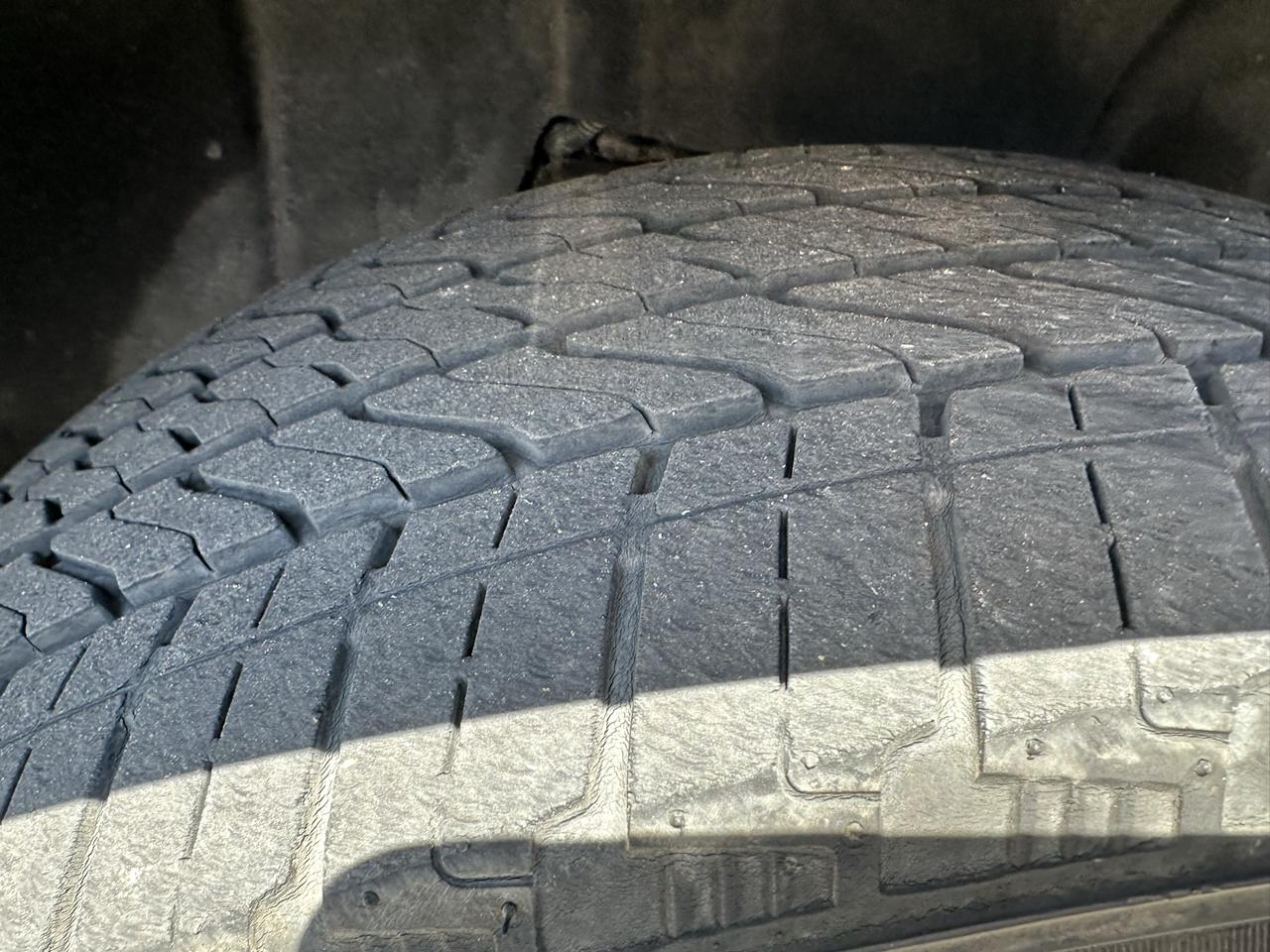 Cadillac Escalade Standard 4WD 2018