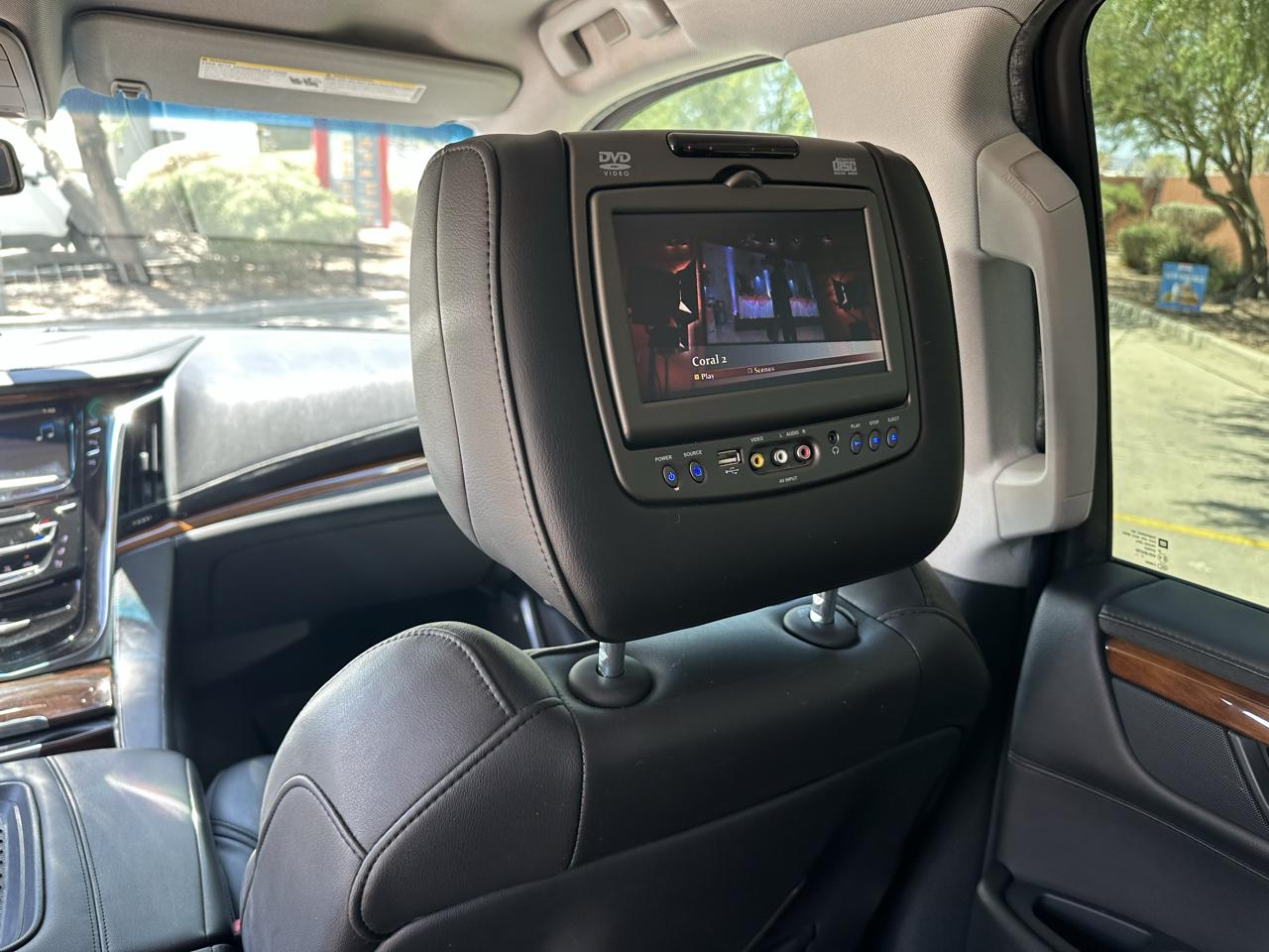 Cadillac Escalade Standard 4WD 2018