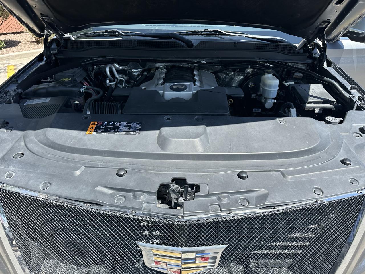 Cadillac Escalade Standard 4WD 2018