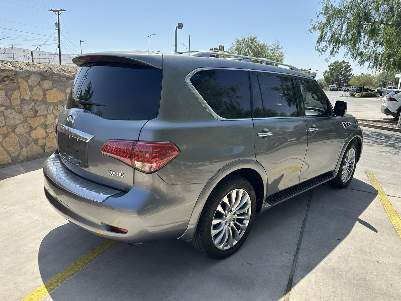 Infiniti QX80 2WD 2015