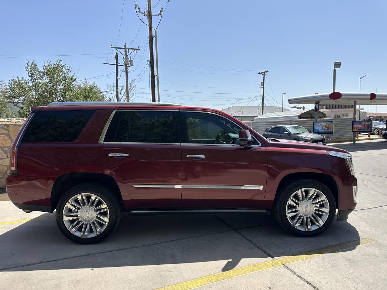 Cadillac Escalade Platinum 4WD 2017