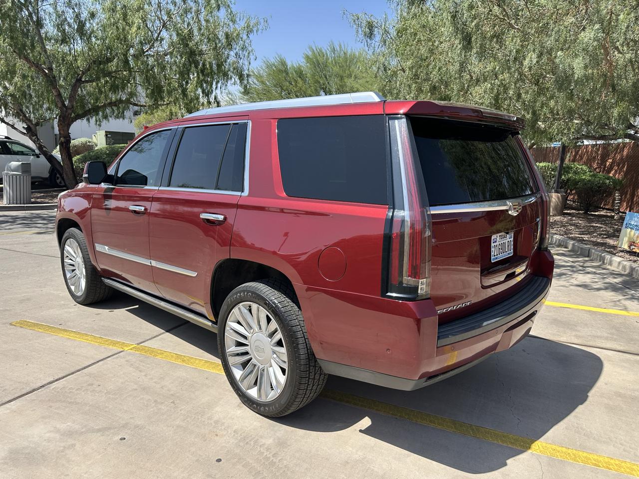 Cadillac Escalade Platinum 4WD 2017