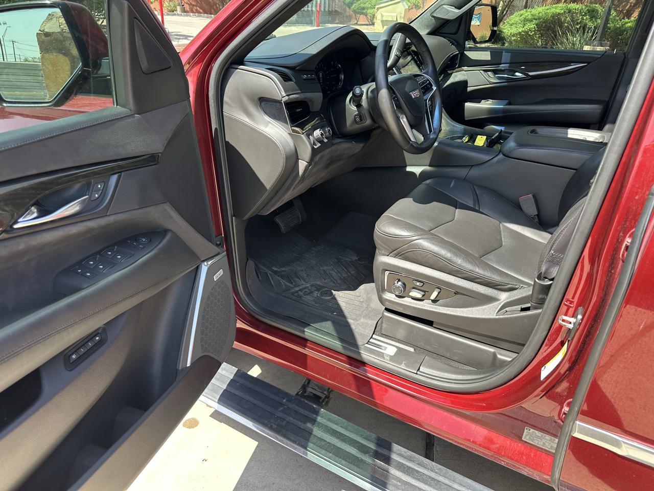 Cadillac Escalade Platinum 4WD 2017
