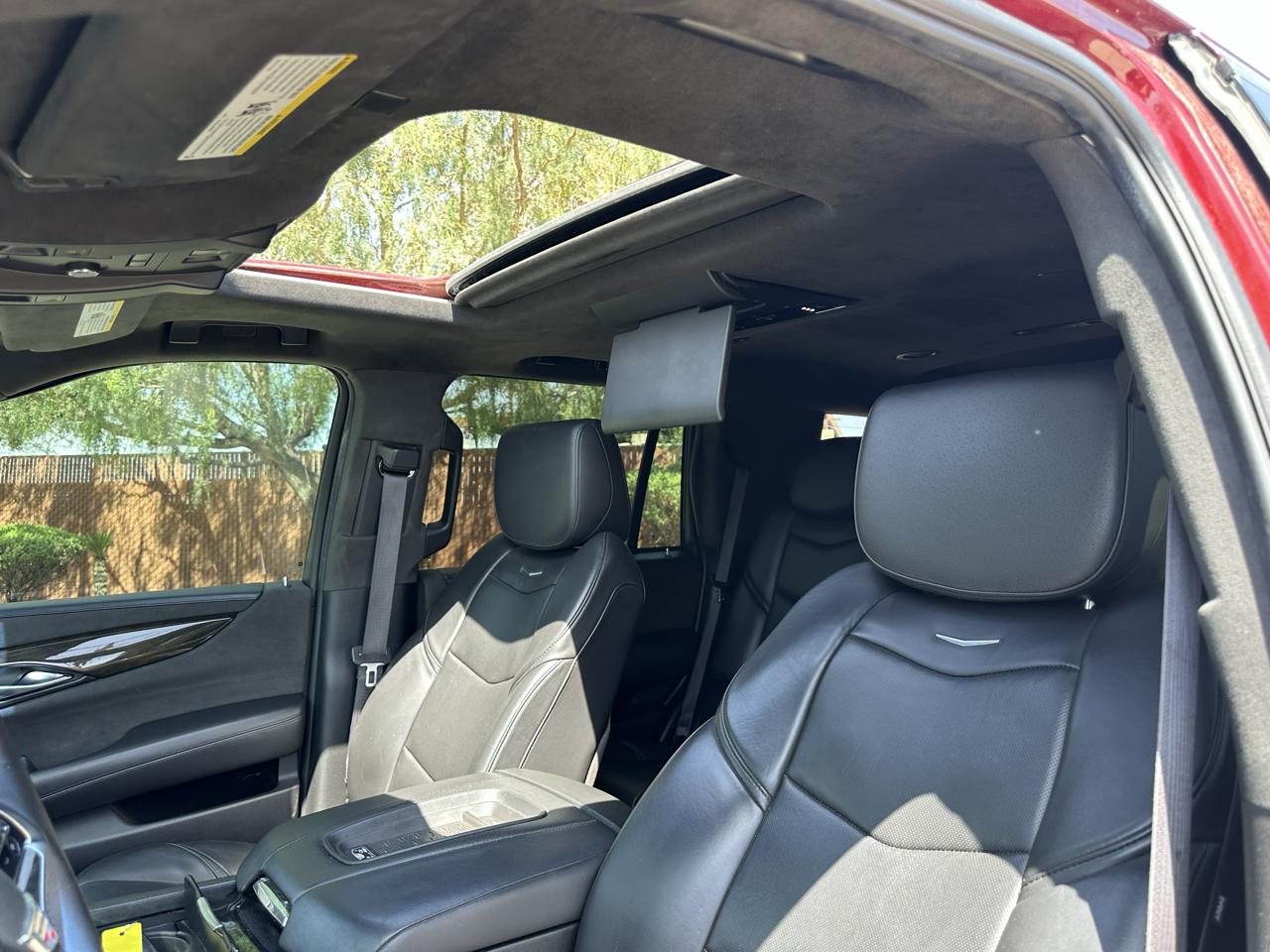 Cadillac Escalade Platinum 4WD 2017