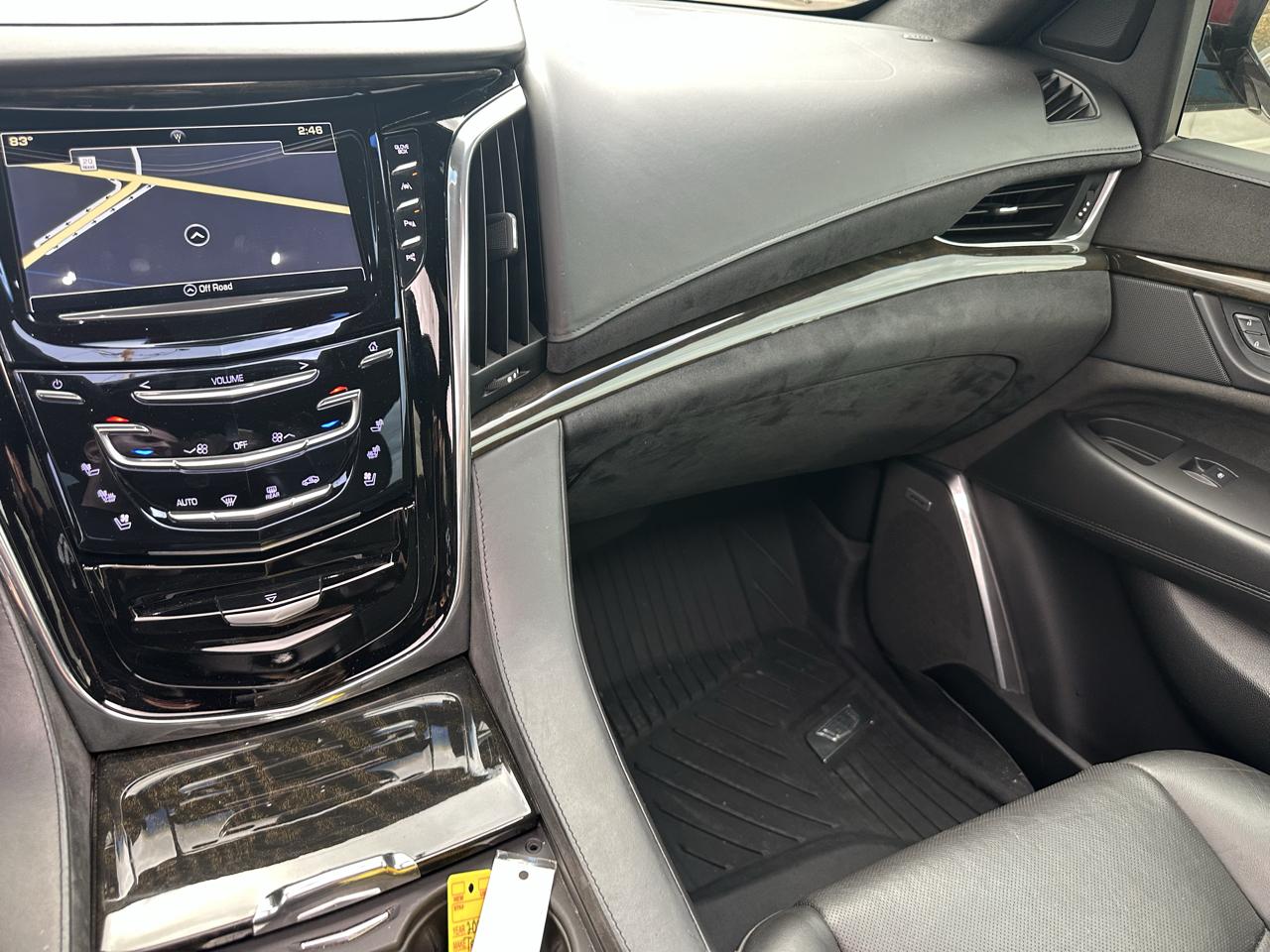 Cadillac Escalade Platinum 4WD 2017