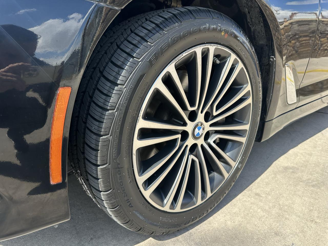 BMW 5-Series 530i 2020