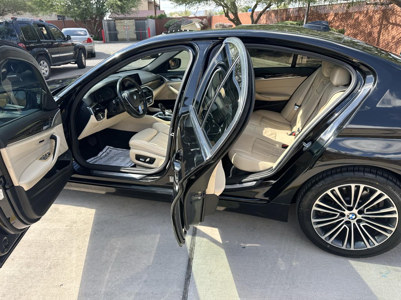 BMW 5-Series 530i 2020
