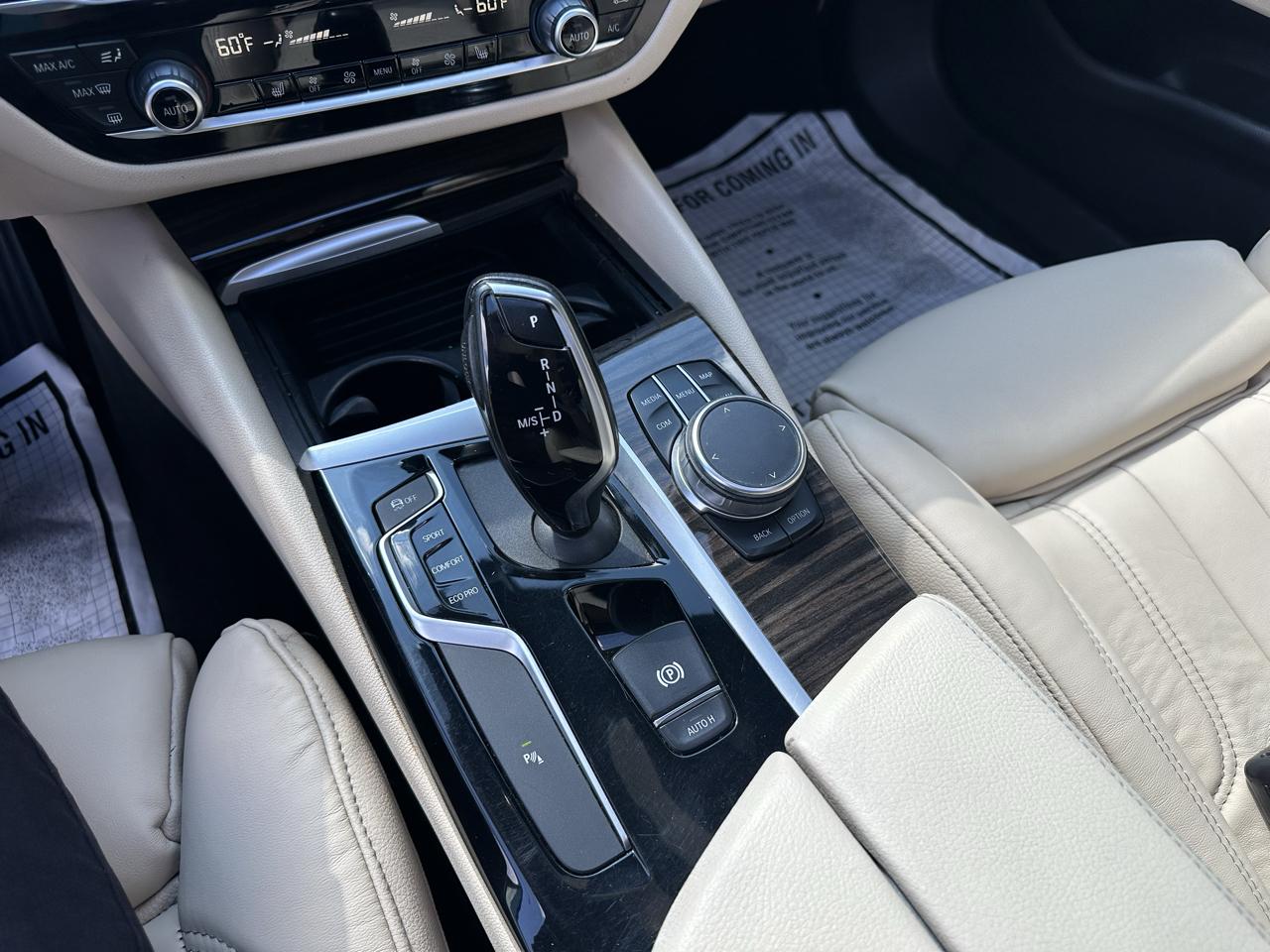 BMW 5-Series 530i 2020