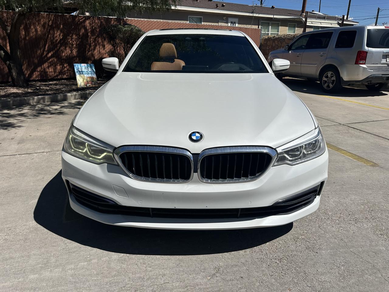 BMW 5-Series 530i 2019