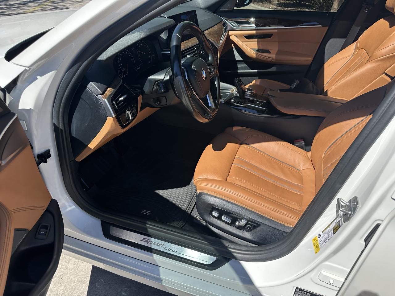 BMW 5-Series 530i 2019