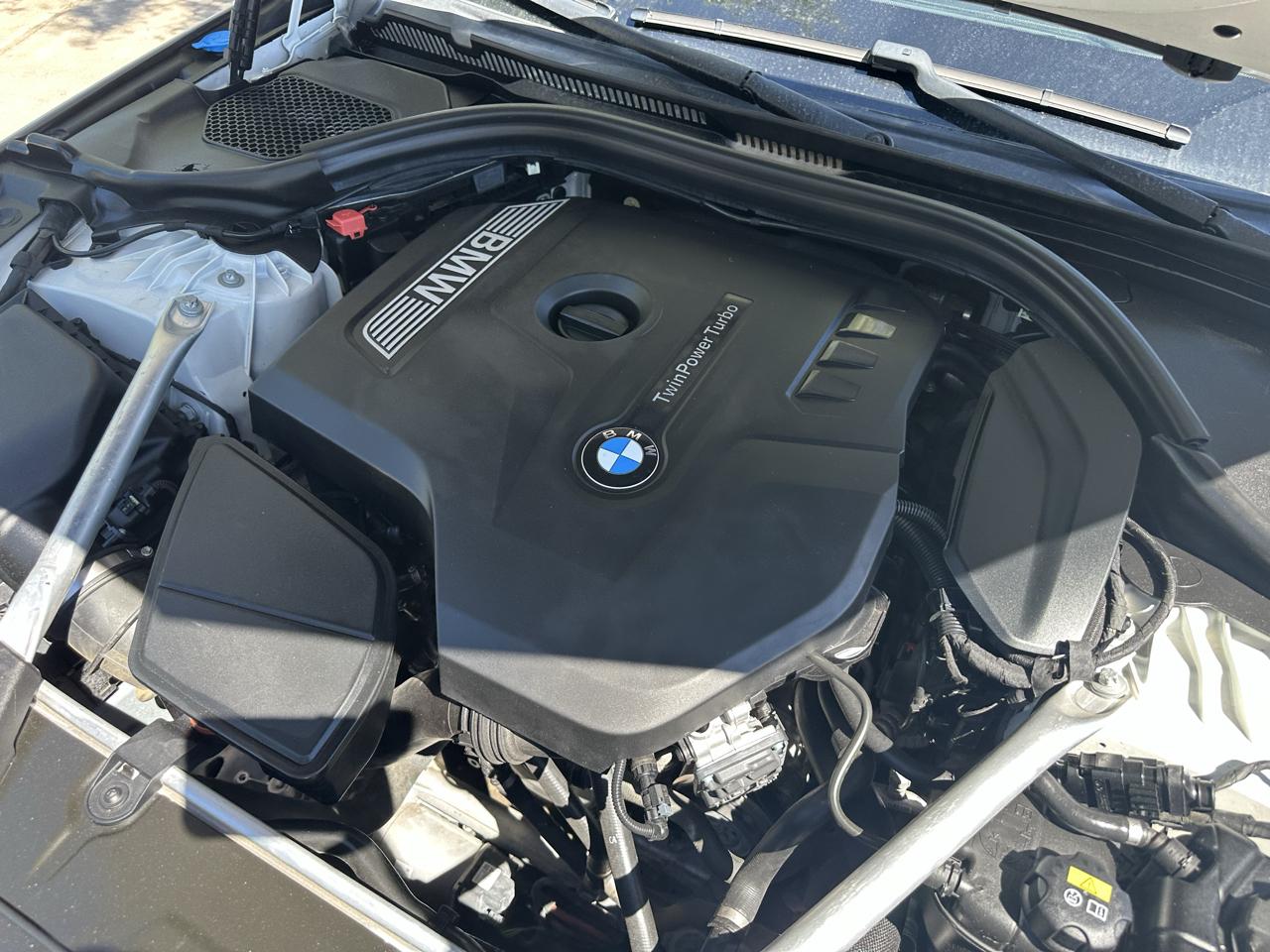 BMW 5-Series 530i 2019