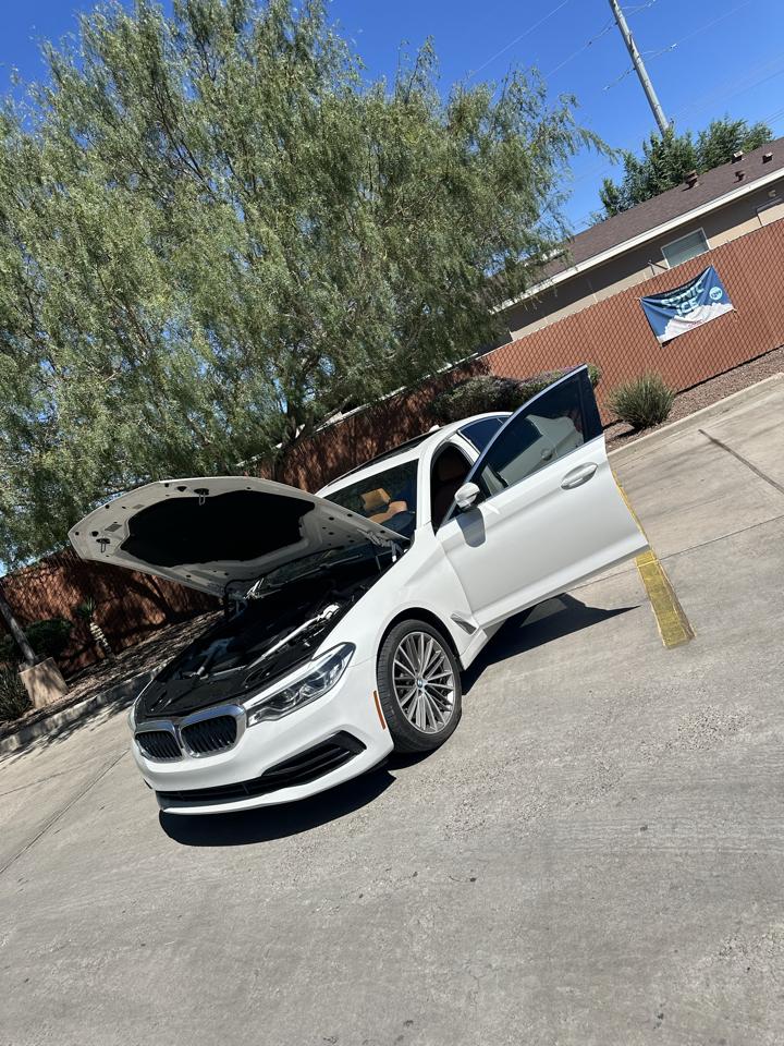 BMW 5-Series 530i 2019