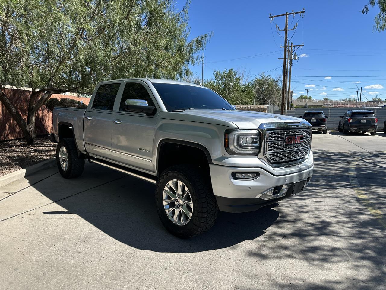 GMC Sierra 1500 Denali Crew Cab Short Box 4WD 2017