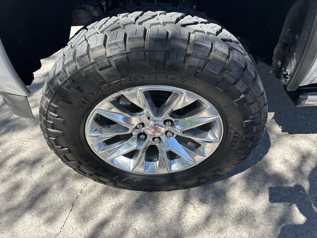 GMC Sierra 1500 Denali Crew Cab Short Box 4WD 2017