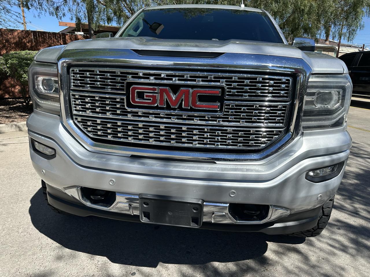 GMC Sierra 1500 Denali Crew Cab Short Box 4WD 2017