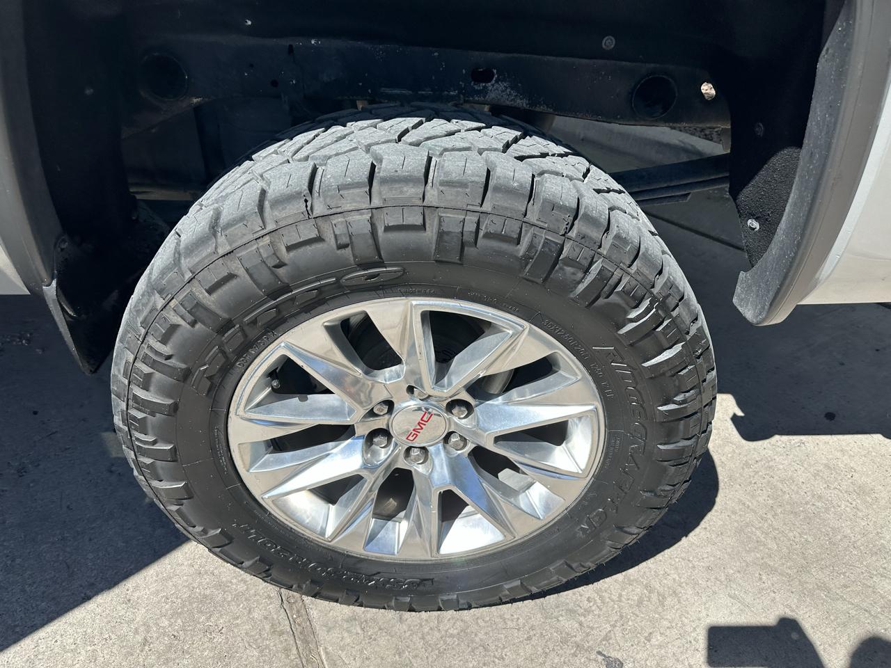 GMC Sierra 1500 Denali Crew Cab Short Box 4WD 2017