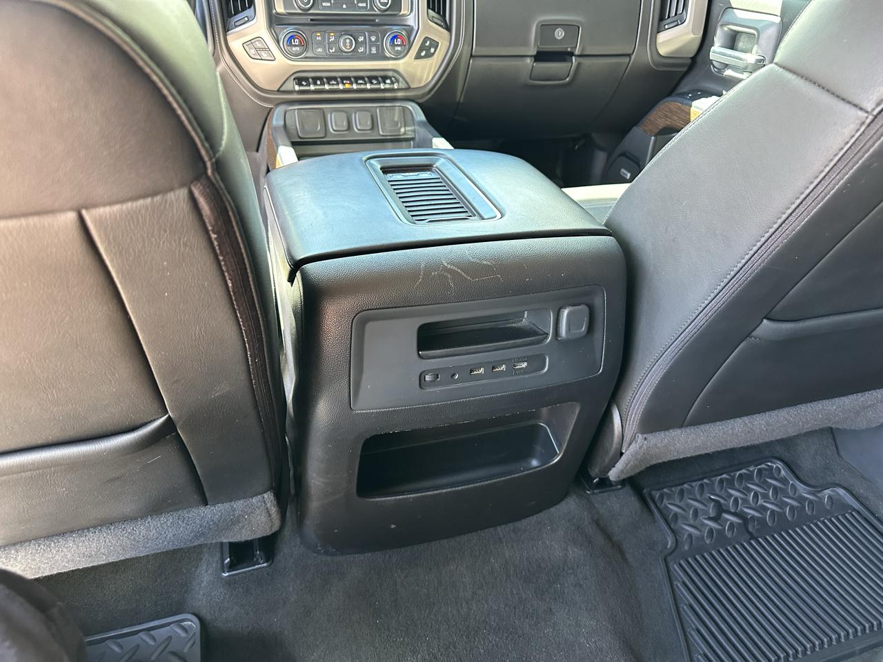 GMC Sierra 1500 Denali Crew Cab Short Box 4WD 2017