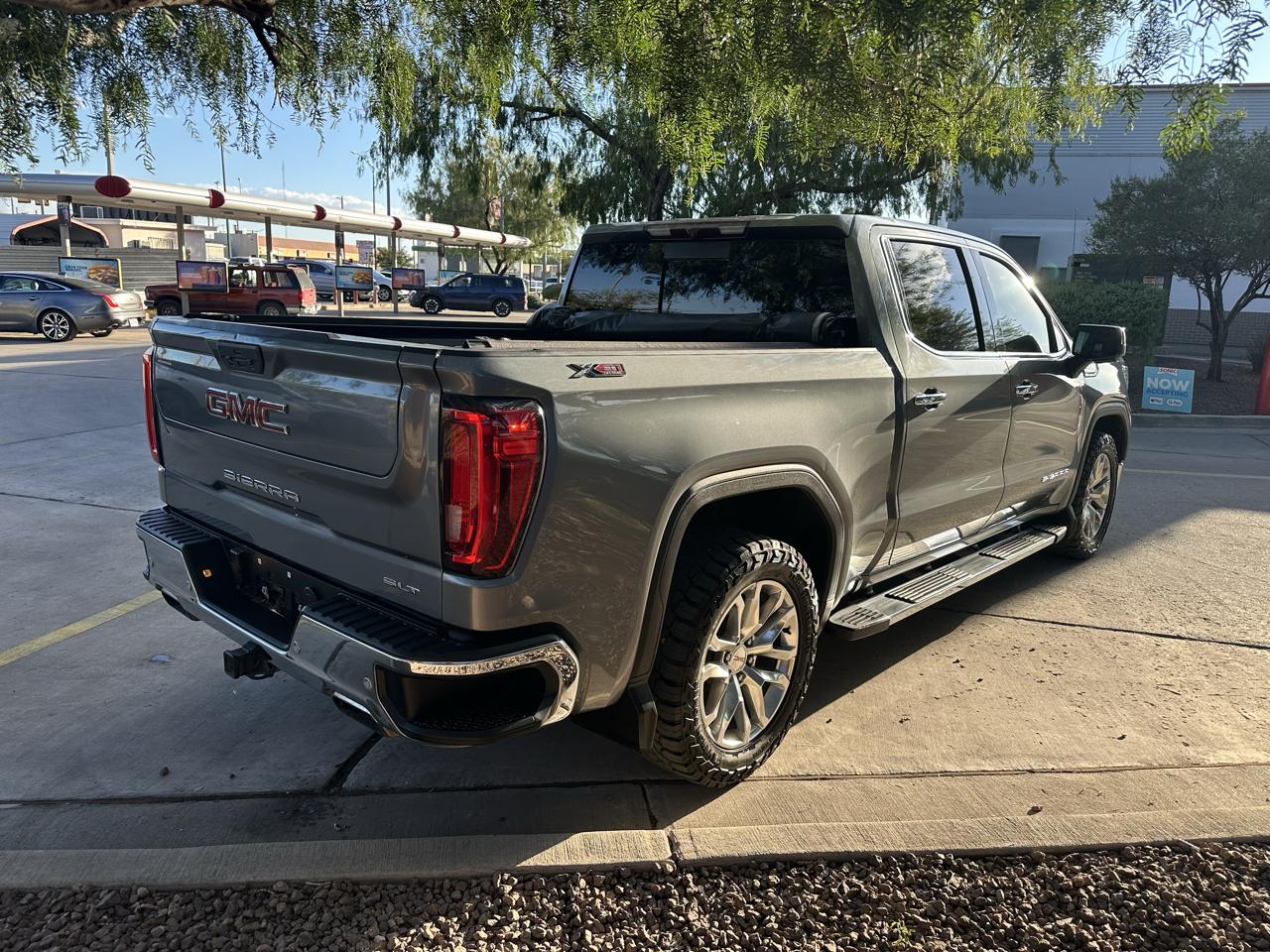 GMC Sierra 1500 4WD Crew Cab 157" SLT 2020