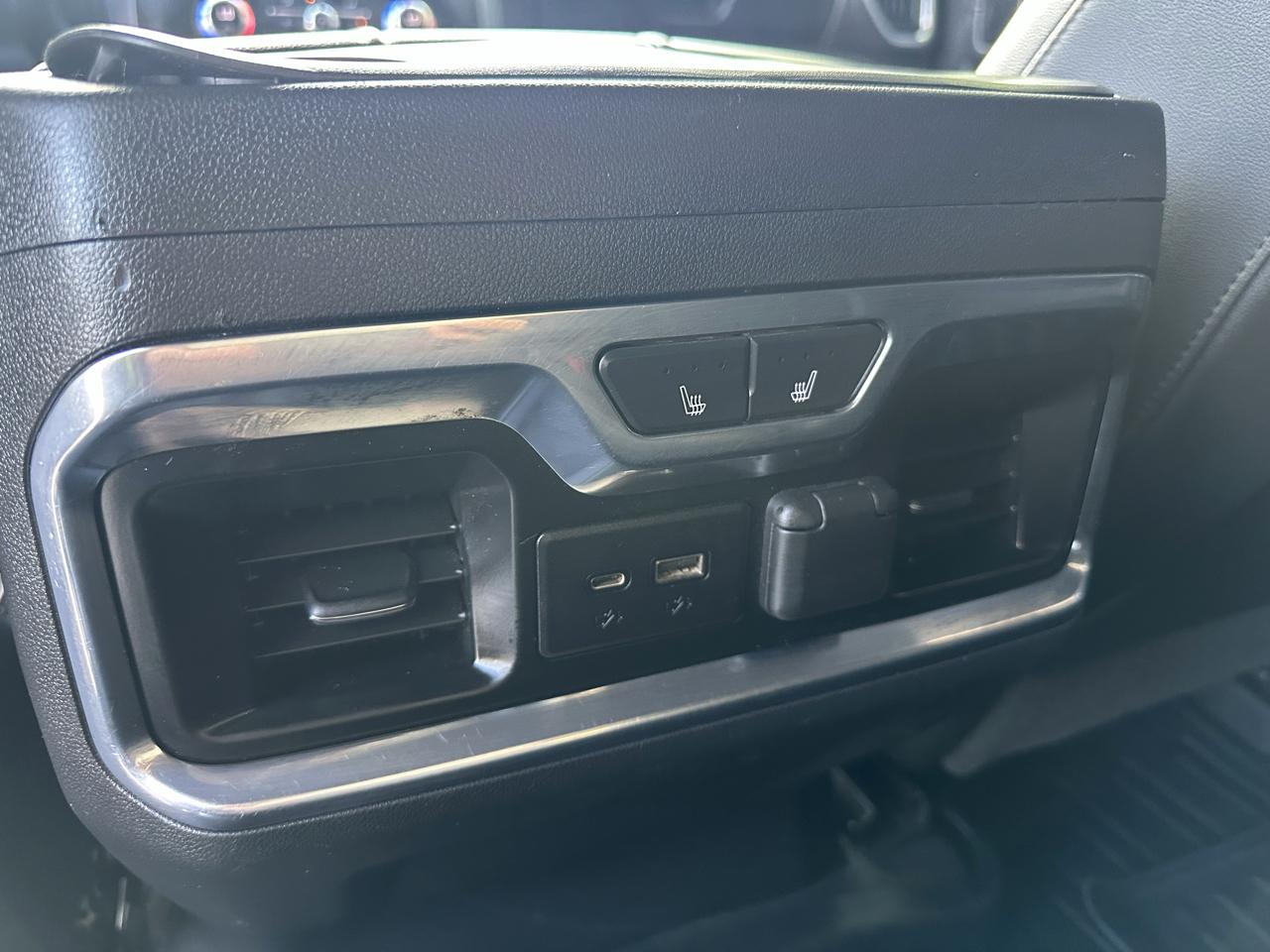 GMC Sierra 1500 4WD Crew Cab 157" SLT 2020