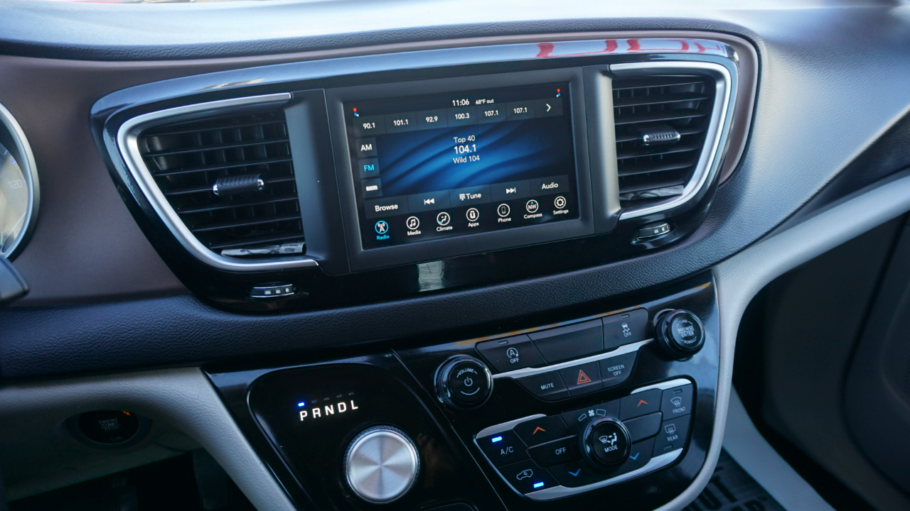 Chrysler Voyager LXI 2020 Chrysler Voyager LXI 2020