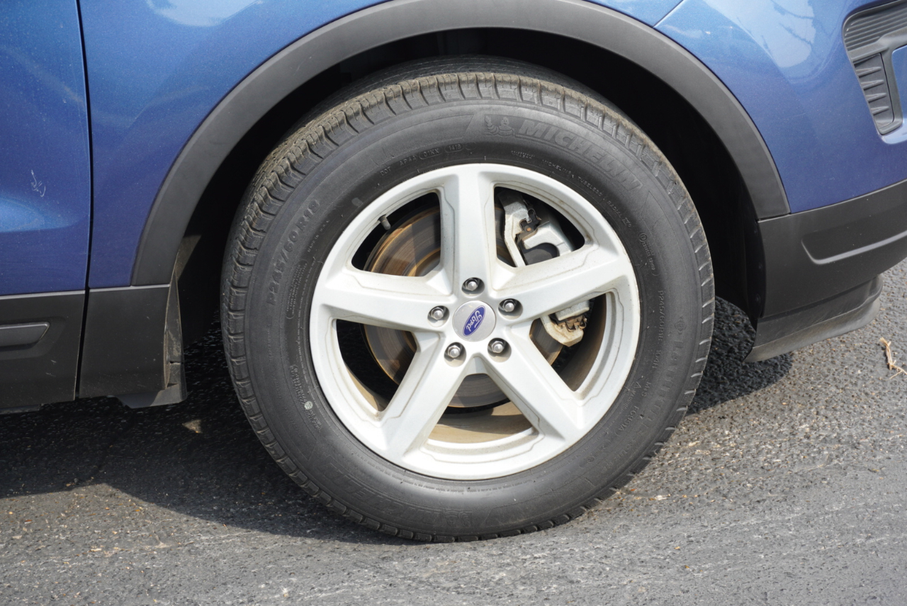 Ford Explorer Base FWD 2018