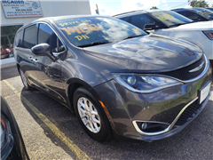 2020 Chrysler Pacifica  2020 Chrysler Pacifica