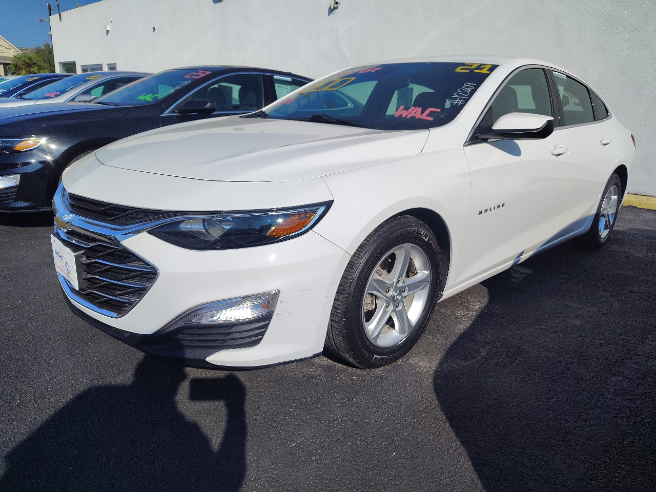 2021 Chevrolet Malibu LS photo 2