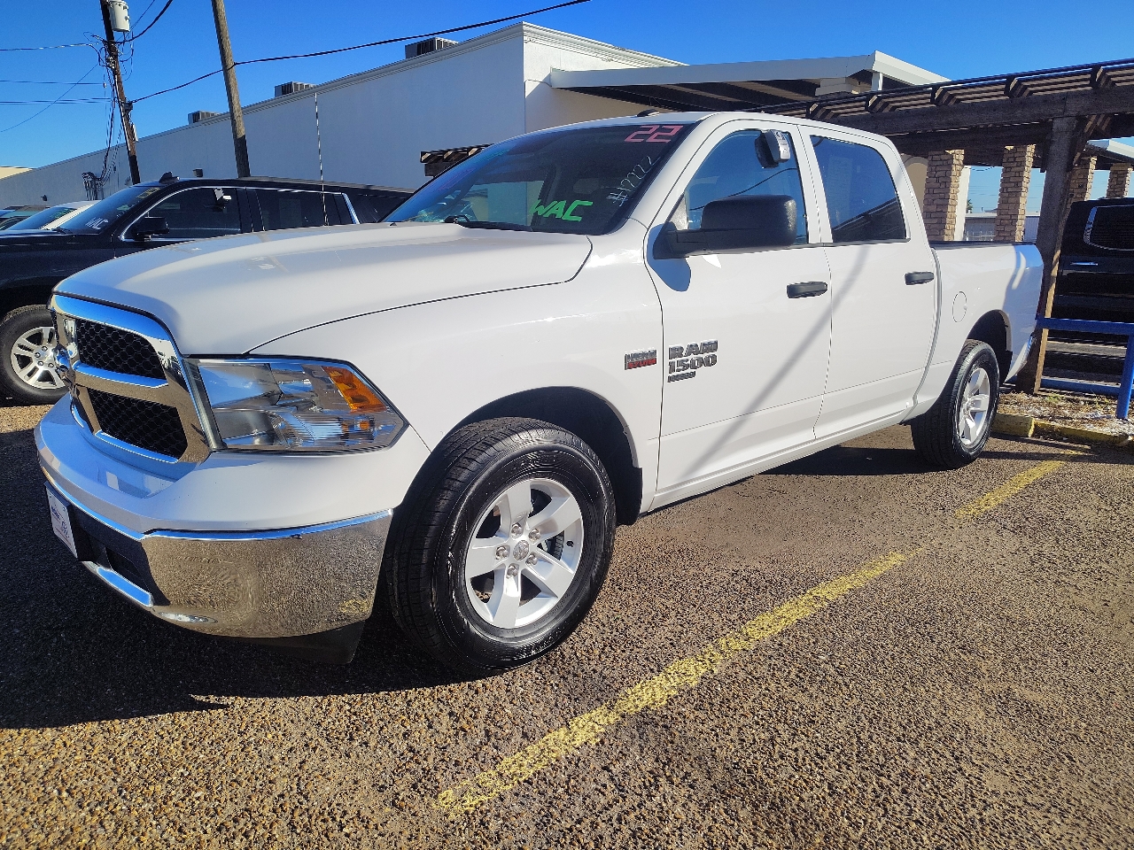 RAM 1500 Classic Tradesman Crew Cab SWB 2WD 2022 RAM 1500 Classic Tradesman Crew Cab SWB 2WD 2022