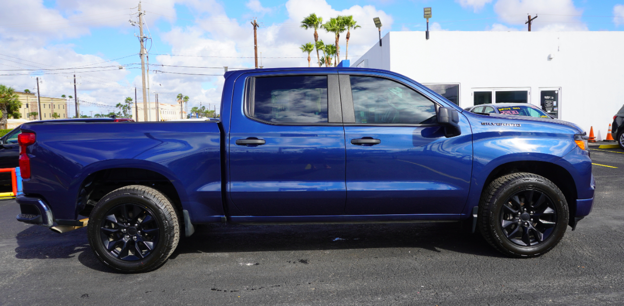 Chevrolet Silverado 1500 Custom Crew Cab 2WD 2022