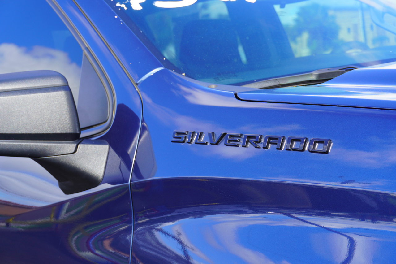 Chevrolet Silverado 1500 Custom Crew Cab 2WD 2022