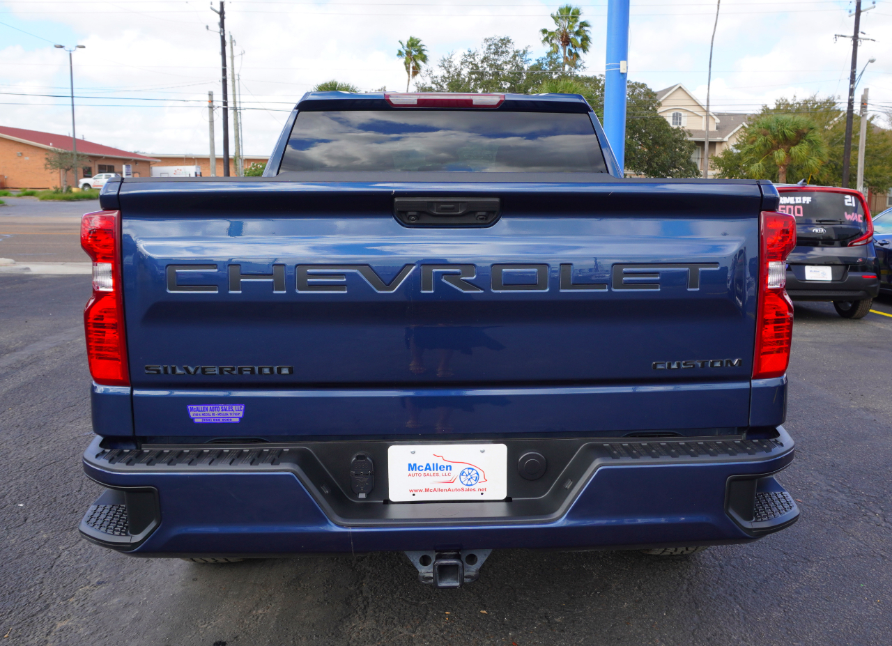 Chevrolet Silverado 1500 Custom Crew Cab 2WD 2022