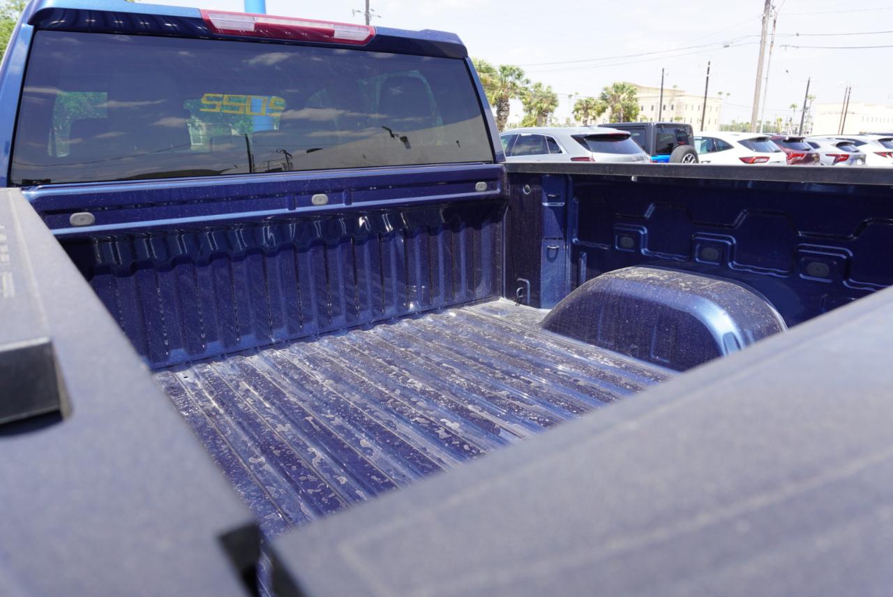 Chevrolet Silverado 1500 Custom Crew Cab 2WD 2022