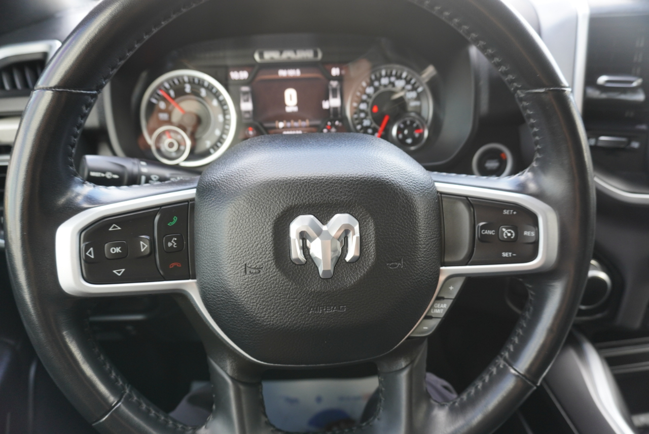 RAM 1500 Big Horn Crew Cab SWB 2WD 2022