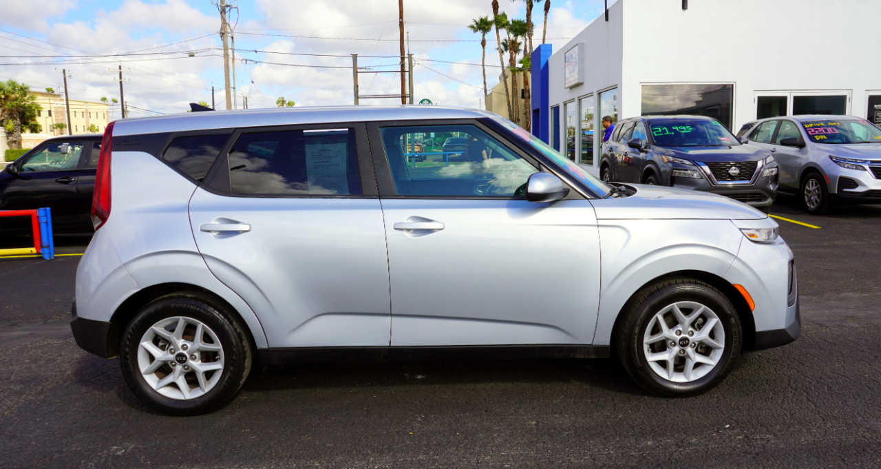 Kia Soul LX CVT 2020