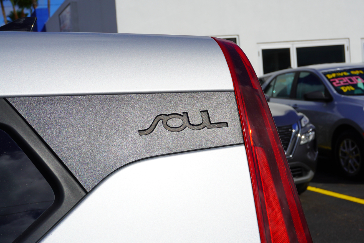 Kia Soul LX CVT 2020