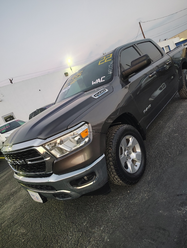 RAM 1500 Big Horn Crew Cab SWB 2WD 2022