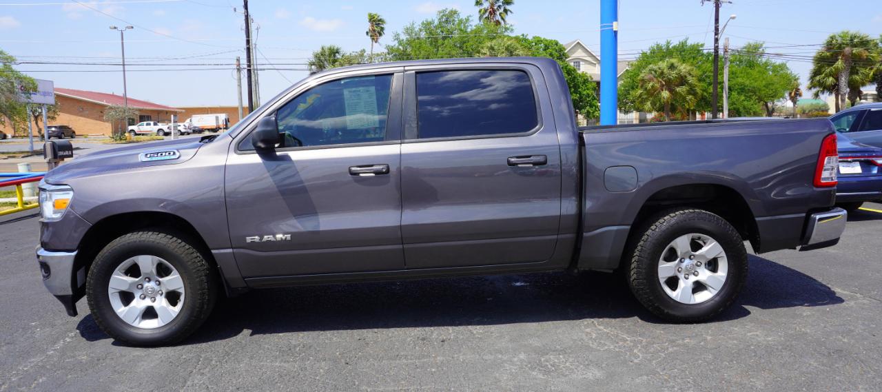RAM 1500 Big Horn Crew Cab SWB 2WD 2022
