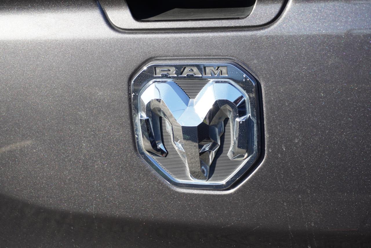 RAM 1500 Big Horn Crew Cab SWB 2WD 2022