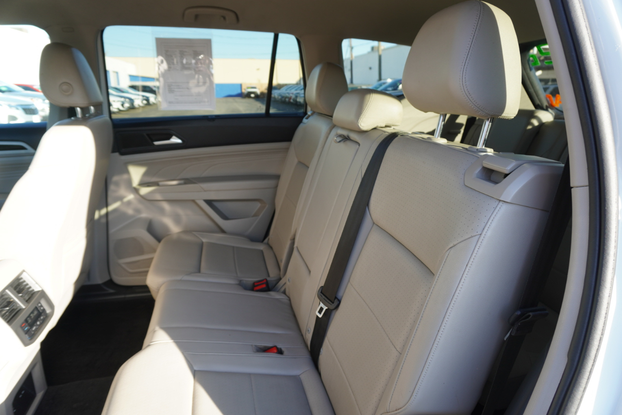 Volkswagen Atlas V6 SE w/Technology 2022