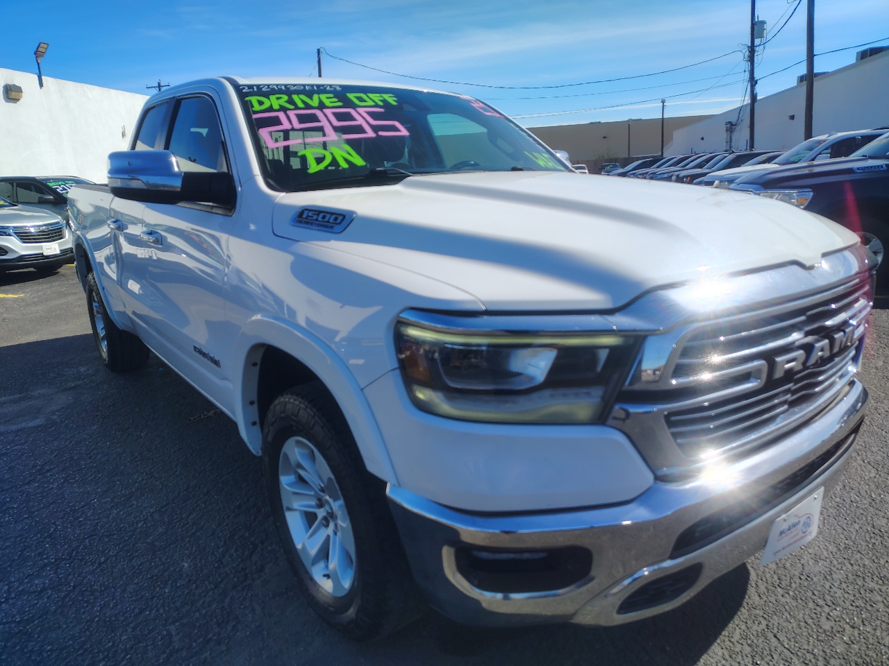 RAM 1500 Laramie Quad Cab 4WD 2021