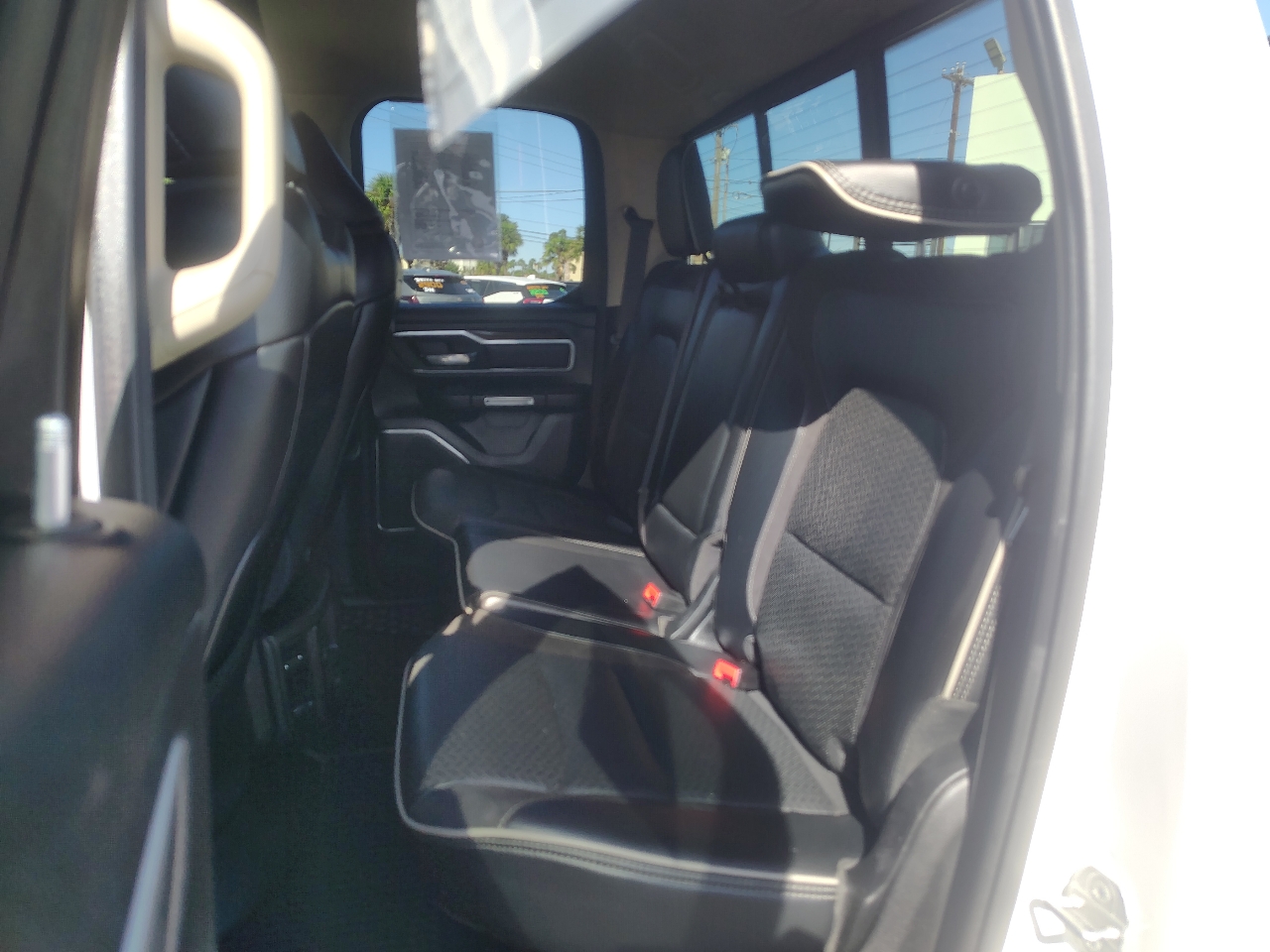 RAM 1500 Laramie Quad Cab 4WD 2021