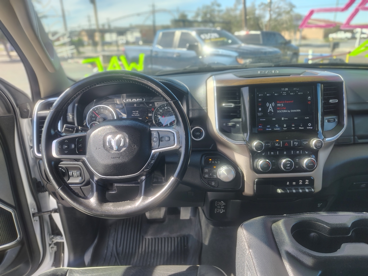 RAM 1500 Laramie Quad Cab 4WD 2021