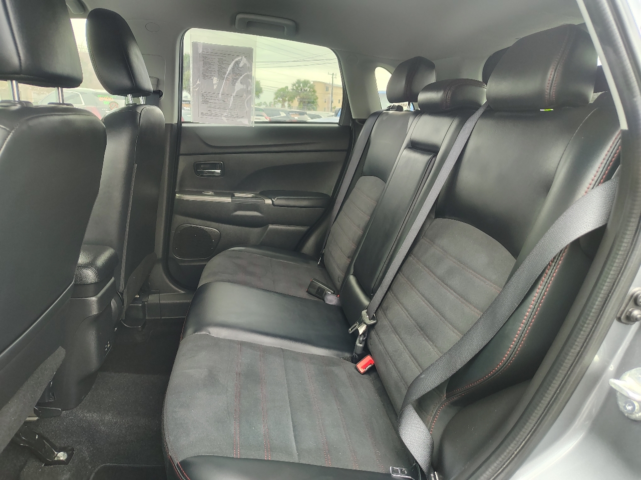 Mitsubishi Outlander Sport 2.0 ES 4WD 2024