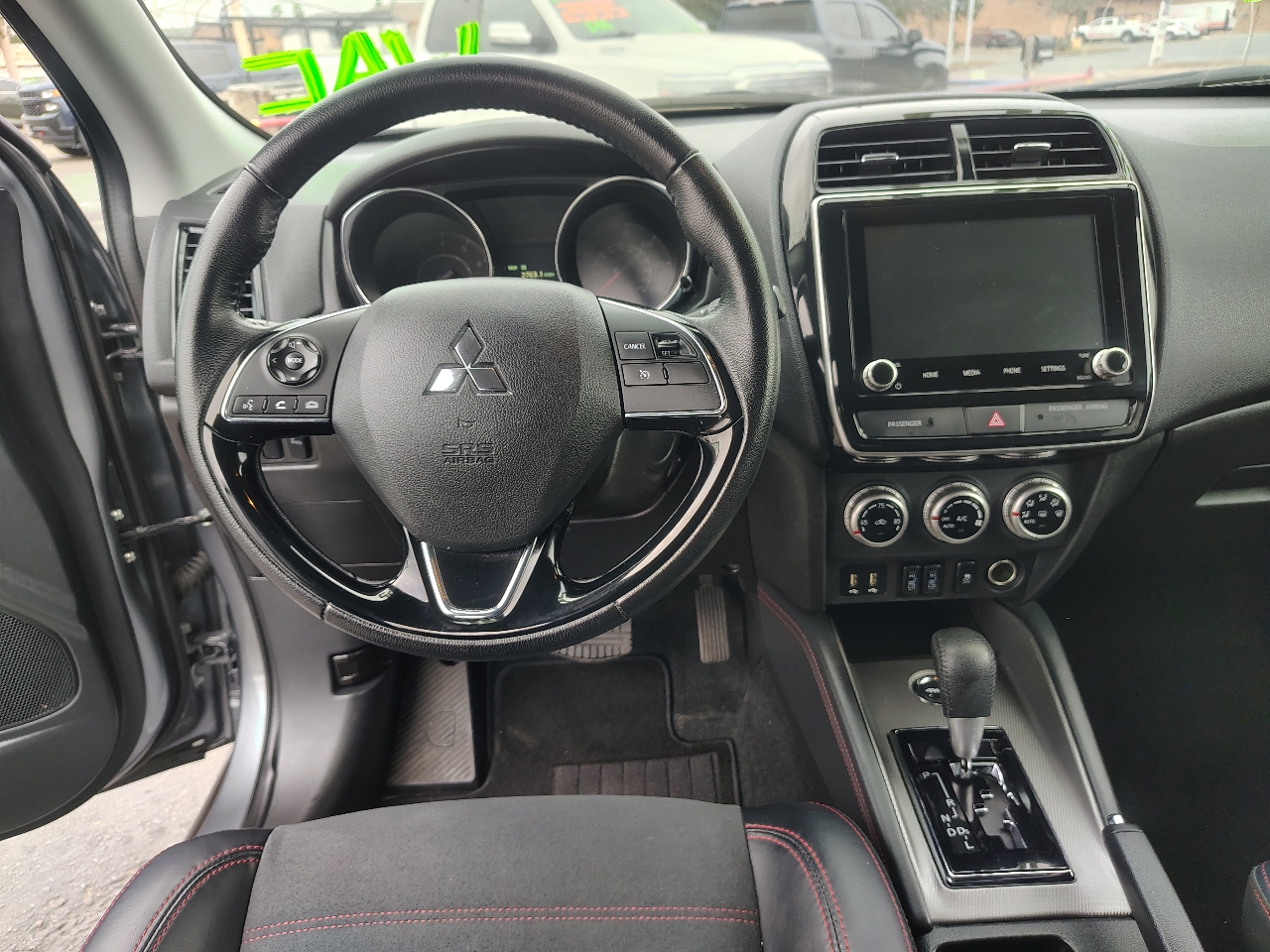 Mitsubishi Outlander Sport 2.0 ES 4WD 2024