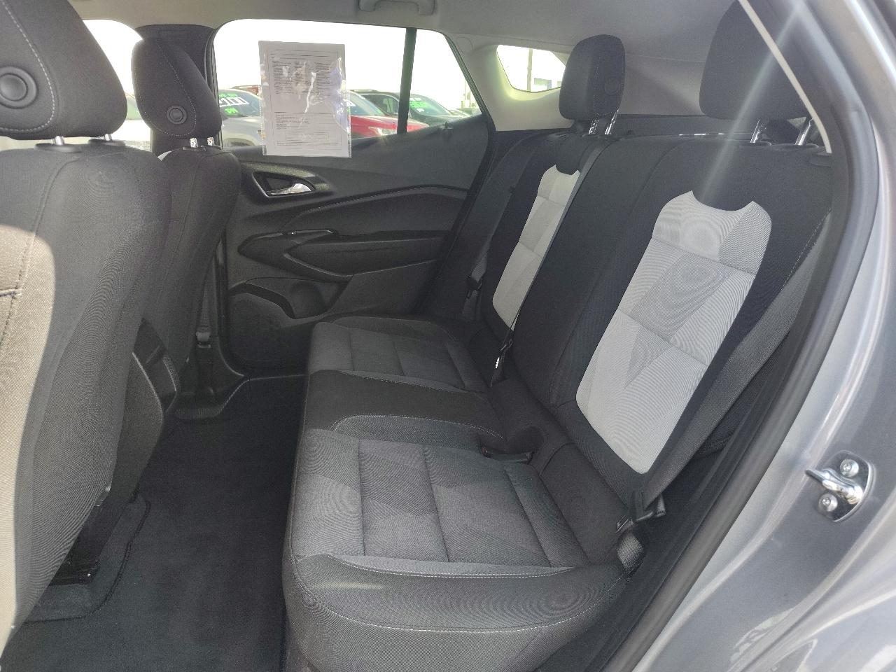 Chevrolet Trax LS 2025