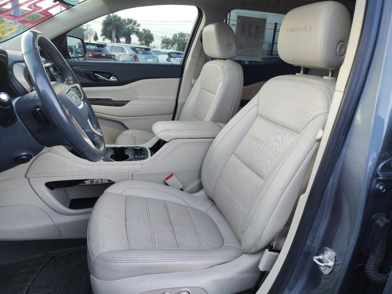 GMC Acadia Denali 2021