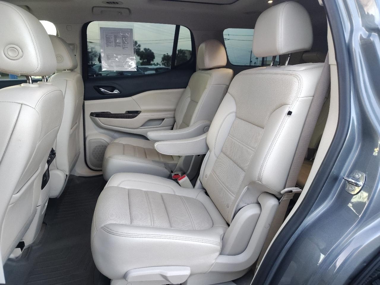 GMC Acadia Denali 2021