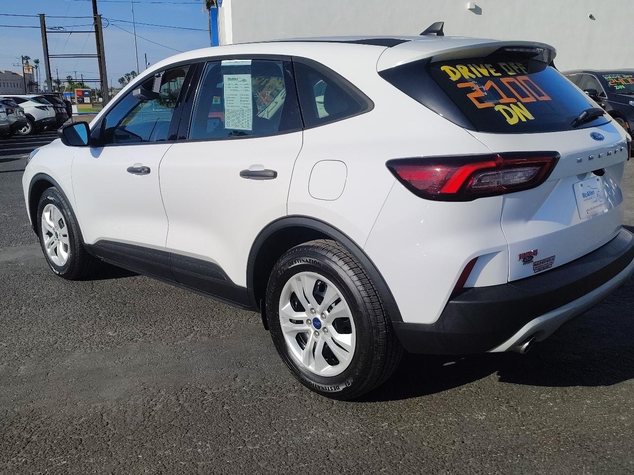 Ford Escape Base 2023